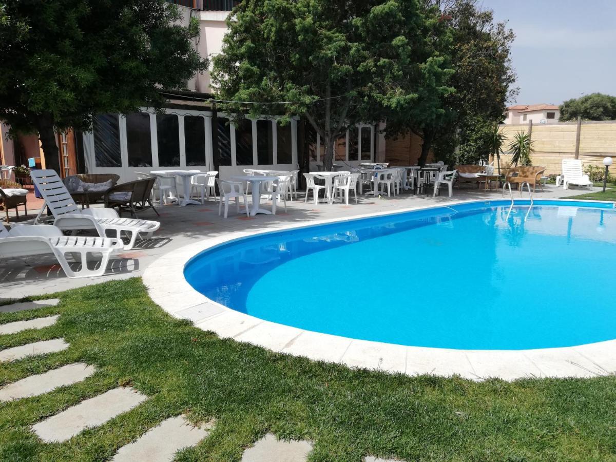 Hotel Frassetto Santa Teresa Gallura Extérieur photo