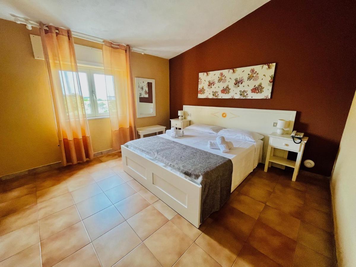 Hotel Frassetto Santa Teresa Gallura Extérieur photo